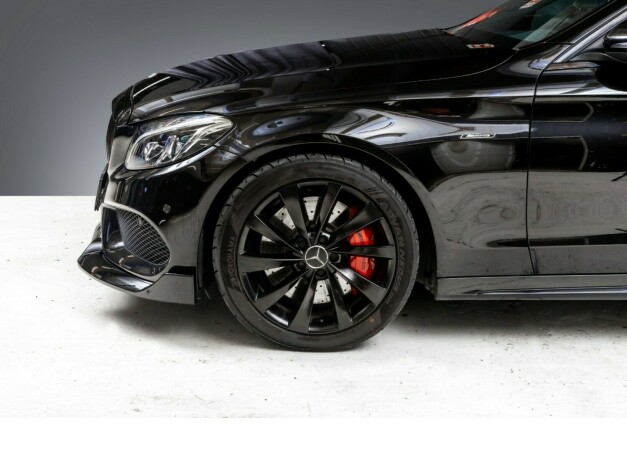 mercedes-benz-c43-bensin-2016-big-3