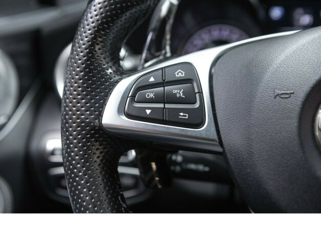 mercedes-benz-c43-bensin-2016-big-12