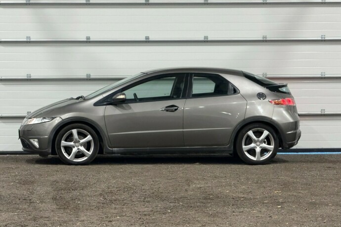 honda-civic-bensin-2007-big-4
