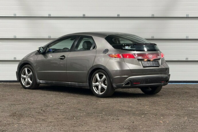 honda-civic-bensin-2007-big-3