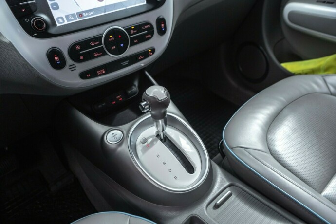 kia-soul-elektrisitet-2018-big-17