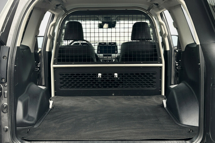 toyota-land-cruiser-diesel-2021-big-13