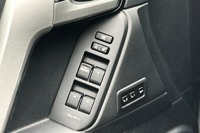 toyota-land-cruiser-diesel-2021-big-11