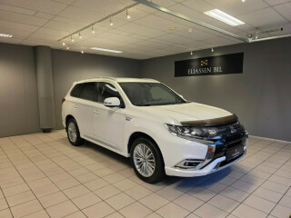 Mitsubishi | Outlander | Elektrisitet+bensin | 2020