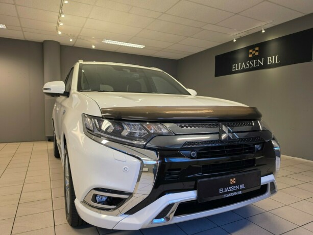 mitsubishi-outlander-elektrisitetbensin-2020-big-8