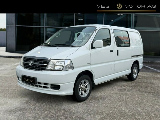 toyota-hiace-diesel-2011-big-2