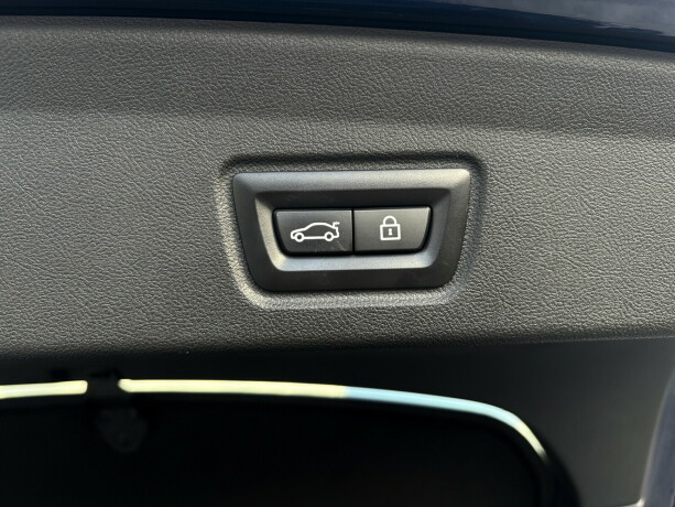 bmw-i4-elektrisitet-2022-big-10