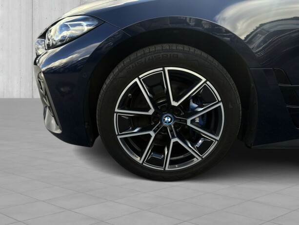 bmw-i4-elektrisitet-2022-big-8