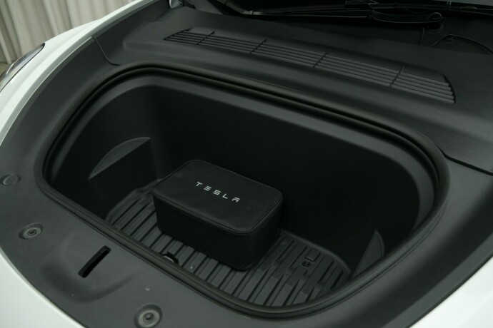 tesla-model-y-elektrisitet-2024-big-9