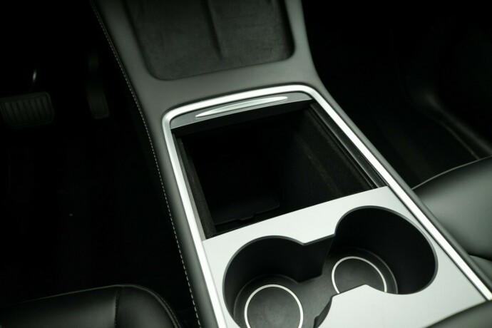 tesla-model-y-elektrisitet-2024-big-47