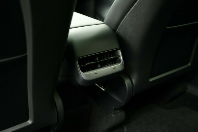 tesla-model-y-elektrisitet-2024-big-52
