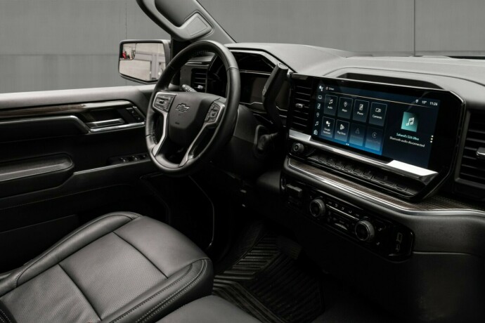 chevrolet-ck1500-silverado-diesel-2024-big-3