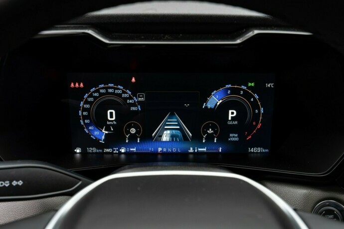 chevrolet-colorado-bensin-2025-big-24