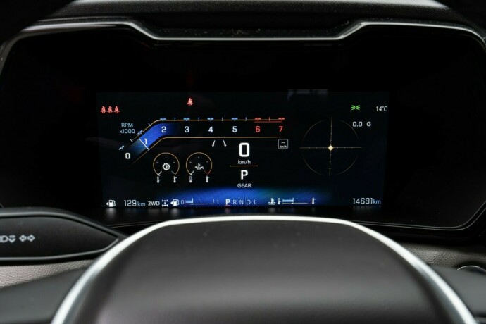 chevrolet-colorado-bensin-2025-big-25