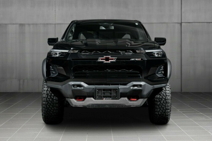 chevrolet-colorado-bensin-2025-big-3