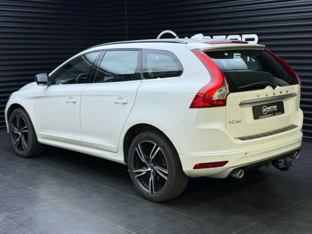 volvo-xc-60-diesel-2016-big-1