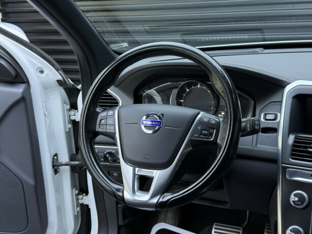 volvo-xc-60-diesel-2016-big-11