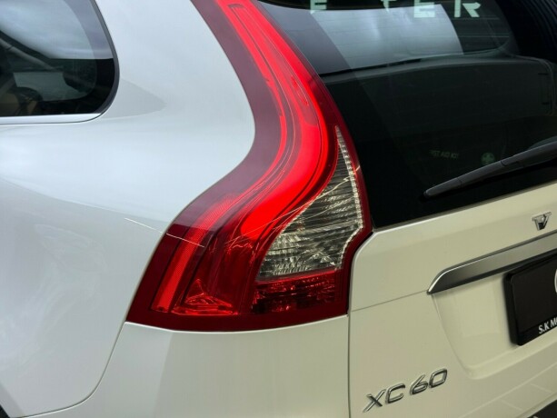volvo-xc-60-diesel-2016-big-6