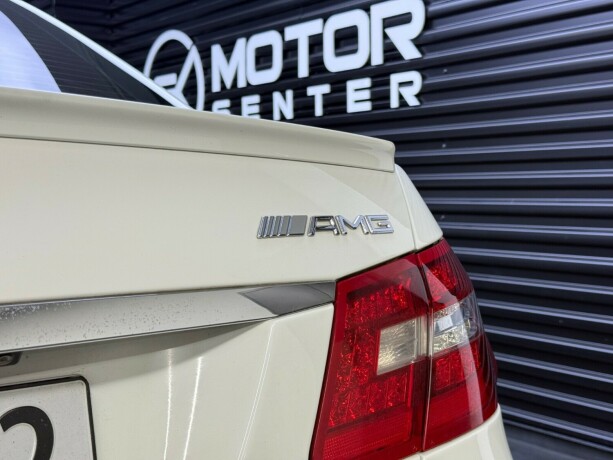mercedes-benz-e63-bensin-2010-big-6