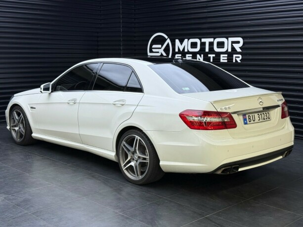 mercedes-benz-e63-bensin-2010-big-1