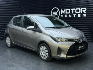 Toyota | Yaris | Elektrisitet+bensin | 2015