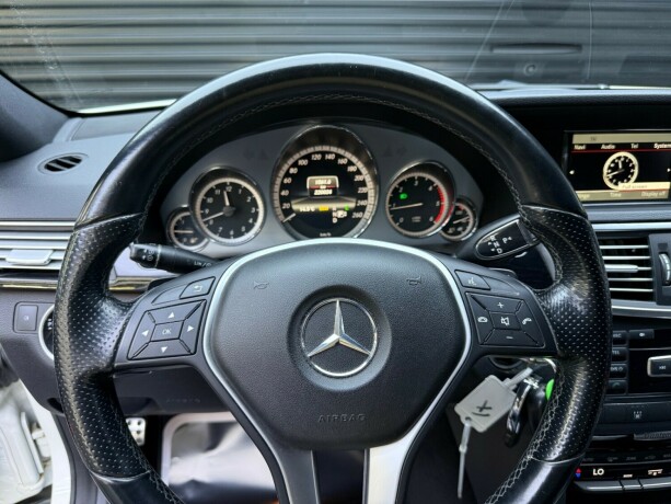 mercedes-benz-e220-diesel-2012-big-13