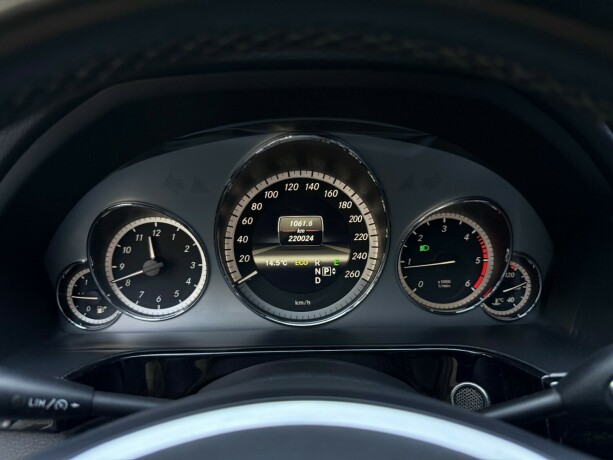 mercedes-benz-e220-diesel-2012-big-15