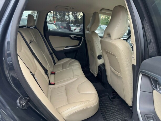 volvo-xc-60-diesel-2012-big-10