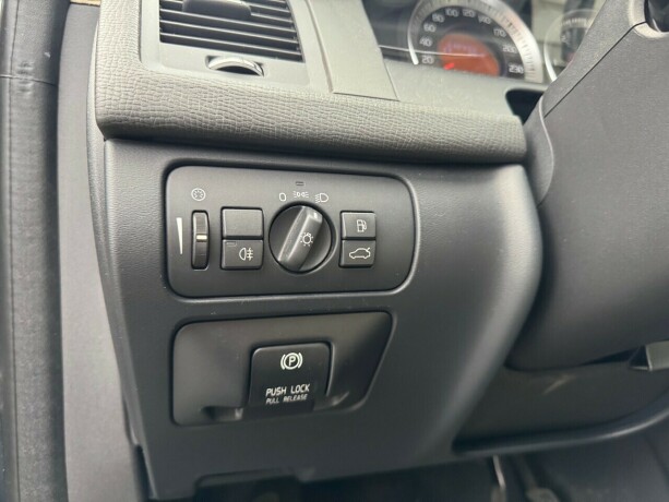 volvo-xc-60-diesel-2012-big-19