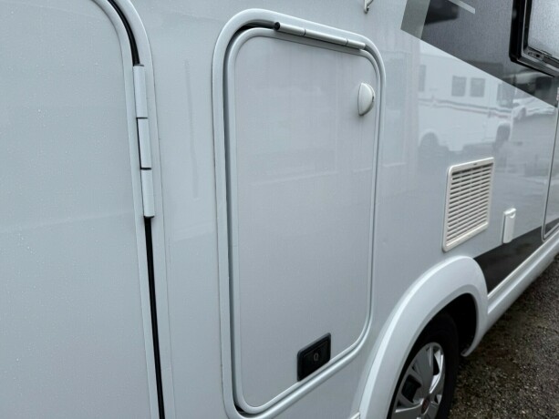 hobby-t65ge-uten-senkeseng-2-enkle-senger-b-f248rerkort-lavt-sykkelstativ-truma-kombi-stort-kj248leskap-diesel-2019-big-77