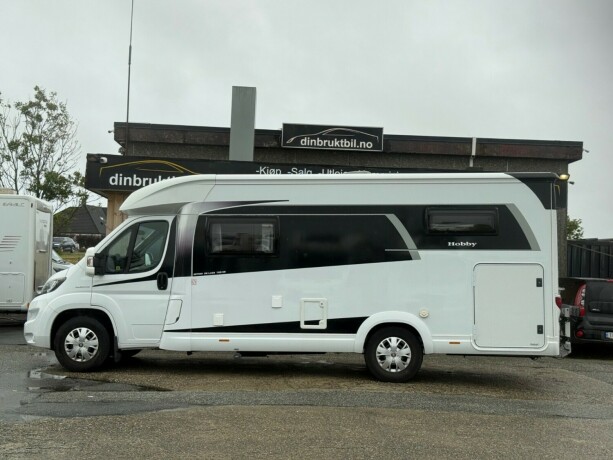 hobby-t65ge-uten-senkeseng-2-enkle-senger-b-f248rerkort-lavt-sykkelstativ-truma-kombi-stort-kj248leskap-diesel-2019-big-2