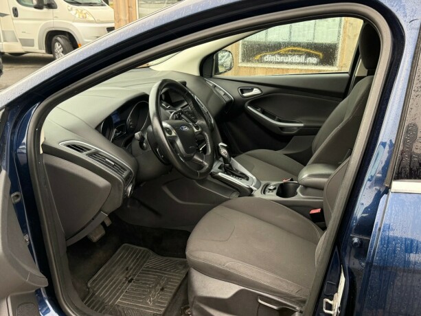 ford-focus-diesel-2012-big-13