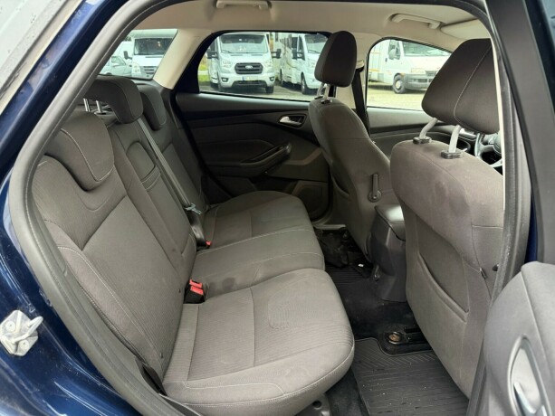 ford-focus-diesel-2012-big-22
