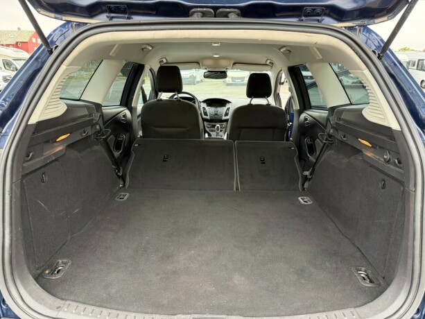 ford-focus-diesel-2012-big-28