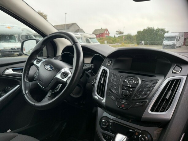ford-focus-diesel-2012-big-19