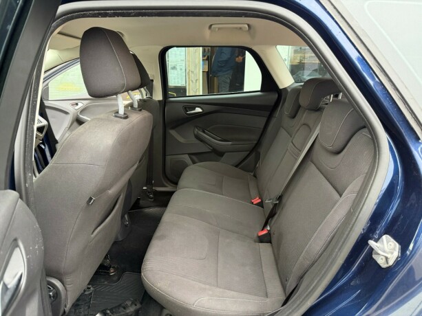 ford-focus-diesel-2012-big-24