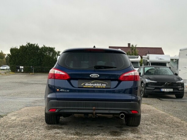 ford-focus-diesel-2012-big-6