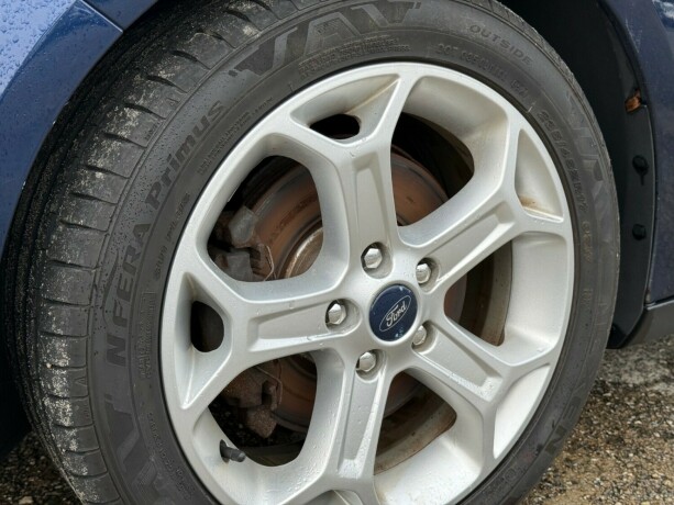 ford-focus-diesel-2012-big-41