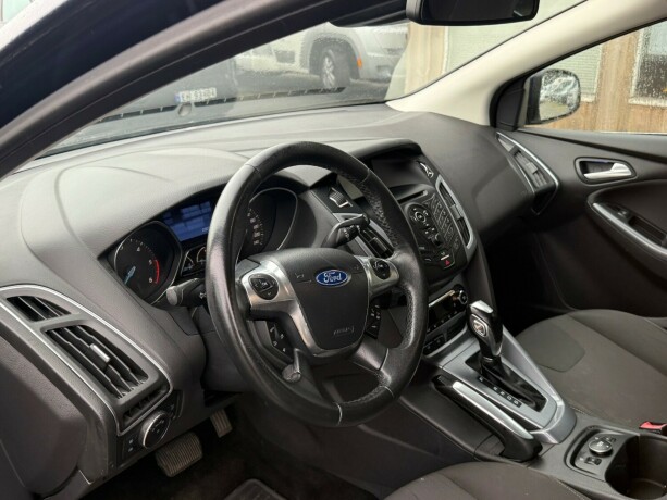 ford-focus-diesel-2012-big-14