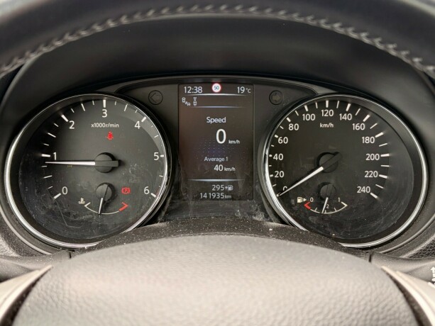 nissan-qashqai-diesel-2014-big-20
