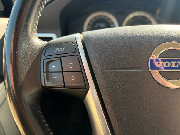 volvo-v70-diesel-2010-big-14