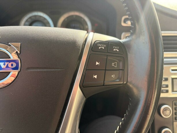 volvo-v70-diesel-2010-big-15