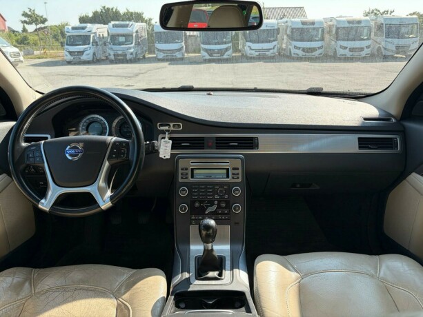 volvo-v70-diesel-2010-big-11