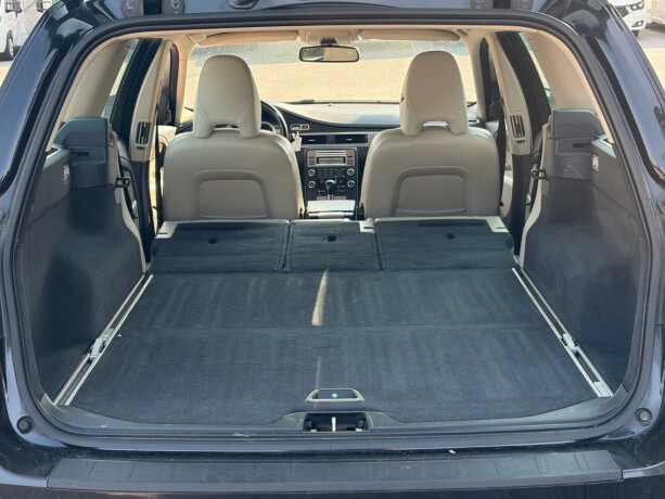 volvo-v70-diesel-2010-big-39