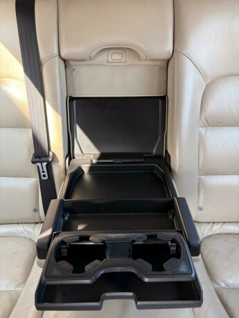volvo-v70-diesel-2010-big-34