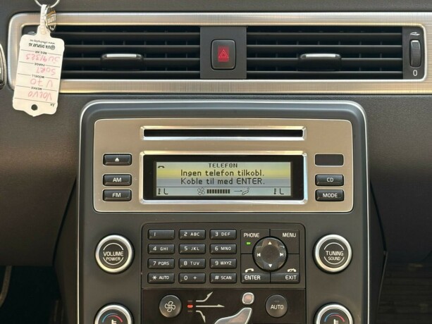 volvo-v70-diesel-2010-big-20