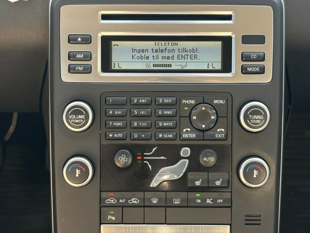 volvo-v70-diesel-2010-big-21