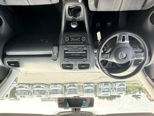 volkswagen-bensin-2012-big-10