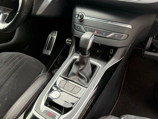 peugeot-308-diesel-2015-big-18
