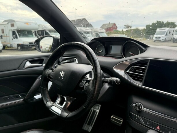 peugeot-308-diesel-2015-big-22
